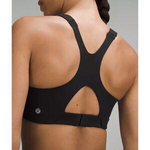 Lululemon Ultralu Medium Support Work Out Bra - 38D - Black